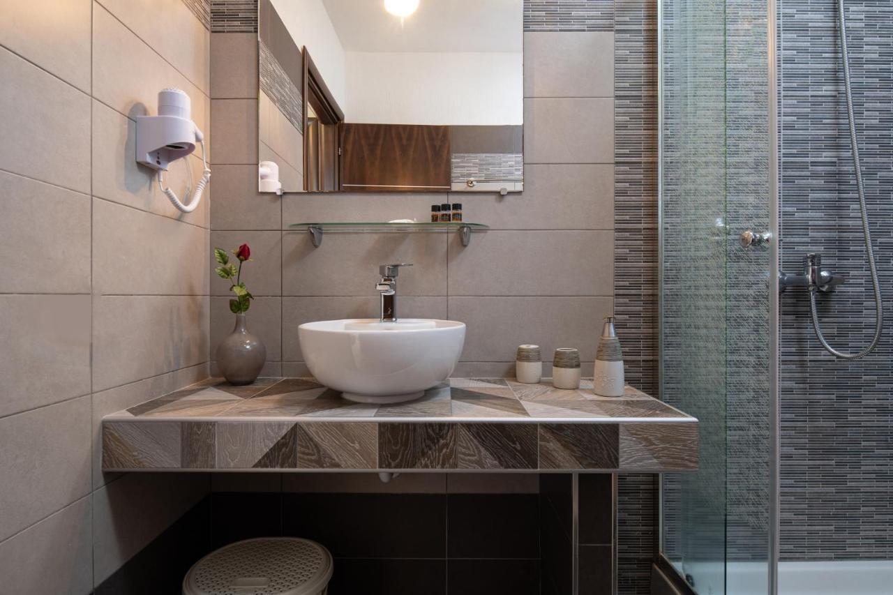 Xalonia Seaview Apartment Áyios Nikólaos Luaran gambar