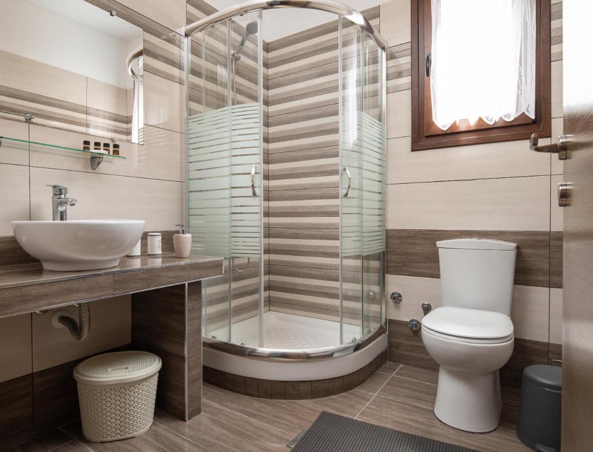 Xalonia Seaview Apartment Áyios Nikólaos Luaran gambar